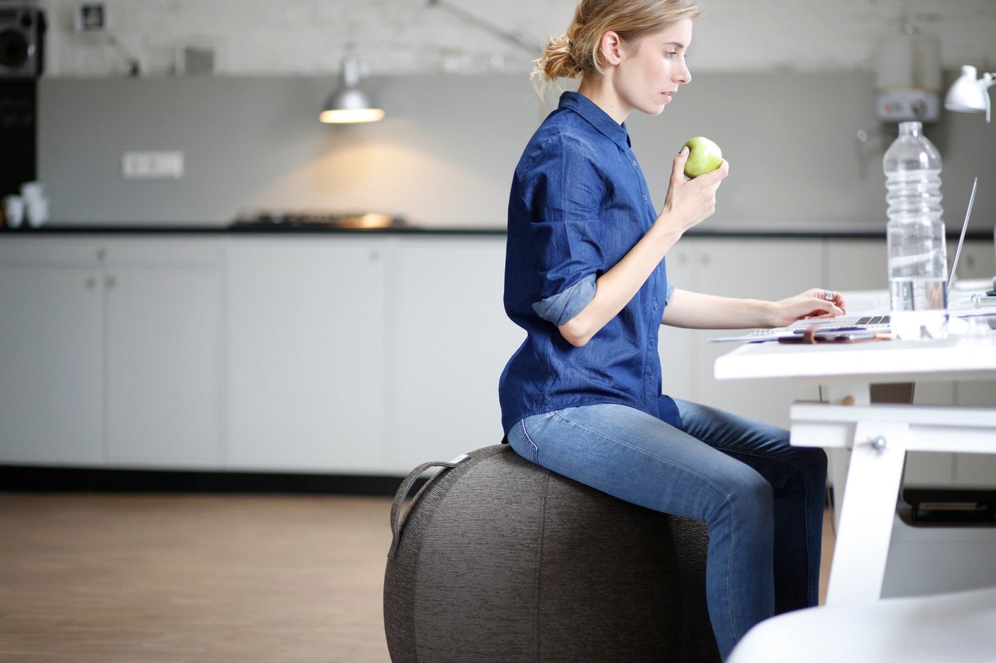 Vluv - Vluv Bol Stov - Sitzbälle - 50 - 55cm - Anthrazit - 123HomeOffice