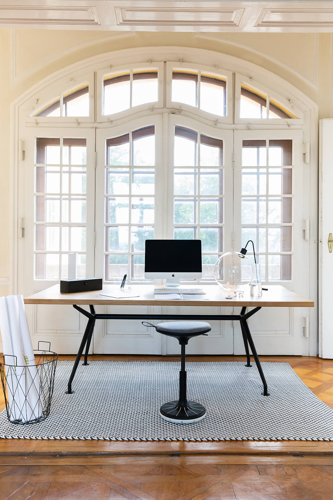 Wagner - W3 - Low Ergonomischer Sitzhocker - Sitzhocker - Just black and white - 123HomeOffice