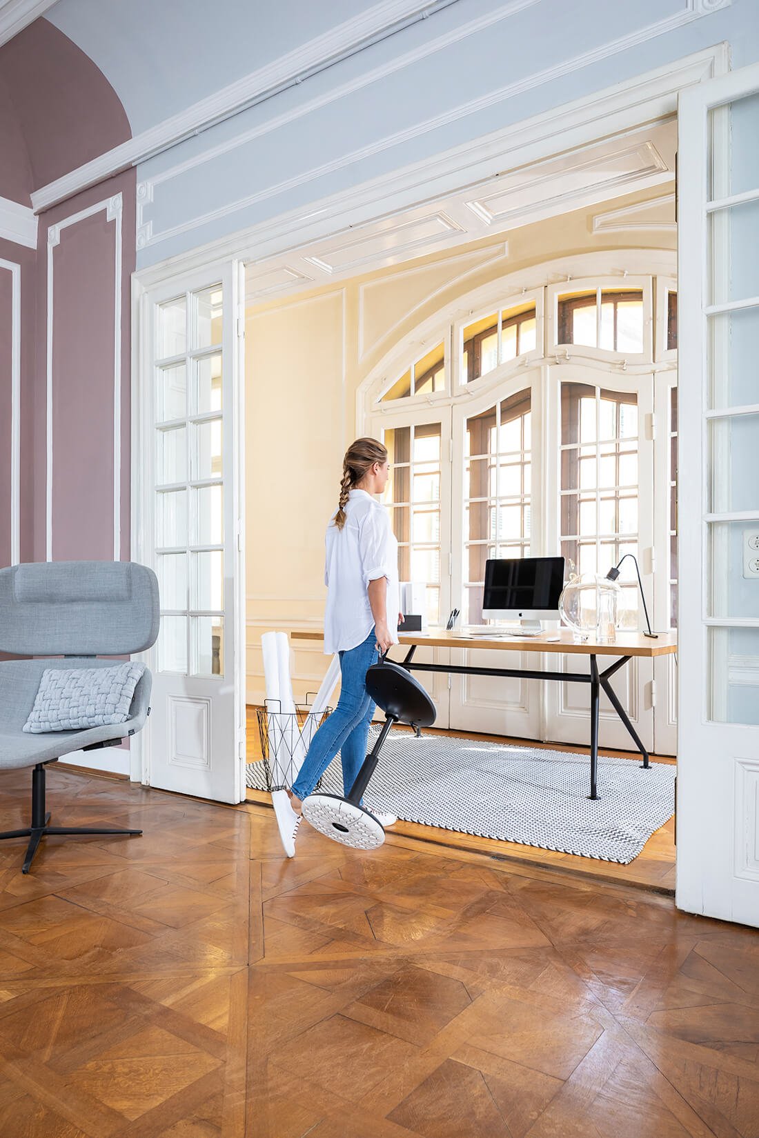 Wagner - W3 - Low Ergonomischer Sitzhocker - Sitzhocker - Just black and white - 123HomeOffice